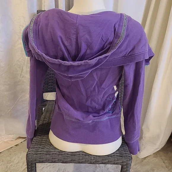 🎉 Free With Purchase 🎉 - Picture 3 of 3